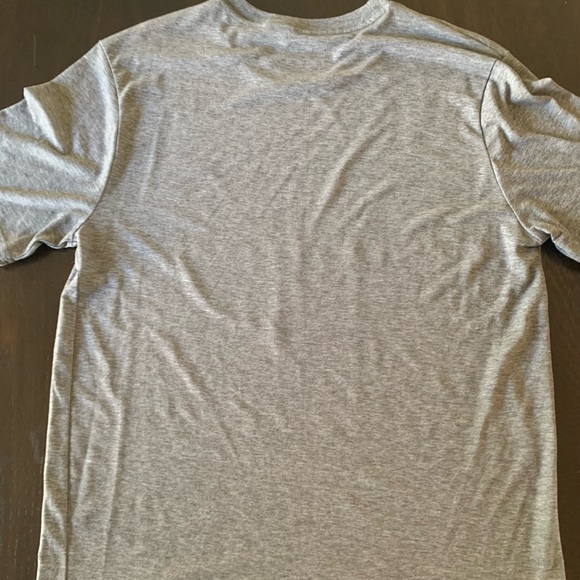 Oakley Short Sleeve Shirt (M) - Picture 2 of 2